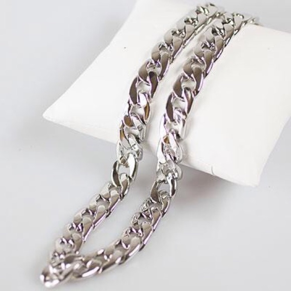 Men’s Silver Linked Chain - Picture 1 of 2